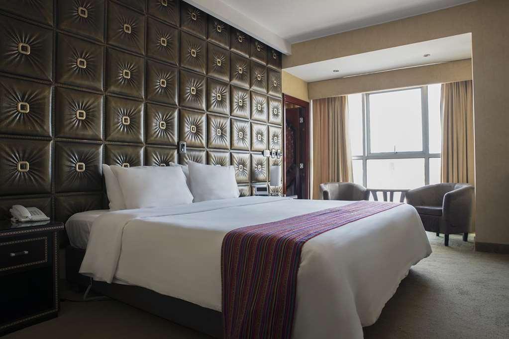 Luxury Inkari Hotel Lima Bilik gambar